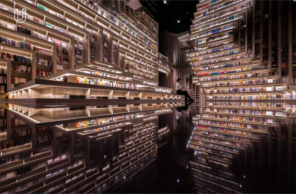 X+living’s Cinema and Bookstore โรงหนังบรรยากาศร้านหนังสือในจีน ที่ได้แรงบันดาลใจมาจากภูมิทัศน์ภูเขาในท้องถิ่น