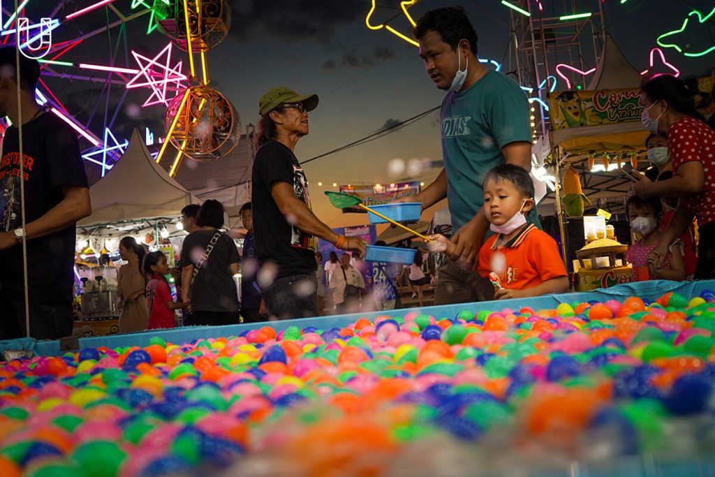 Thai Temple Festival สีสันงานวัด