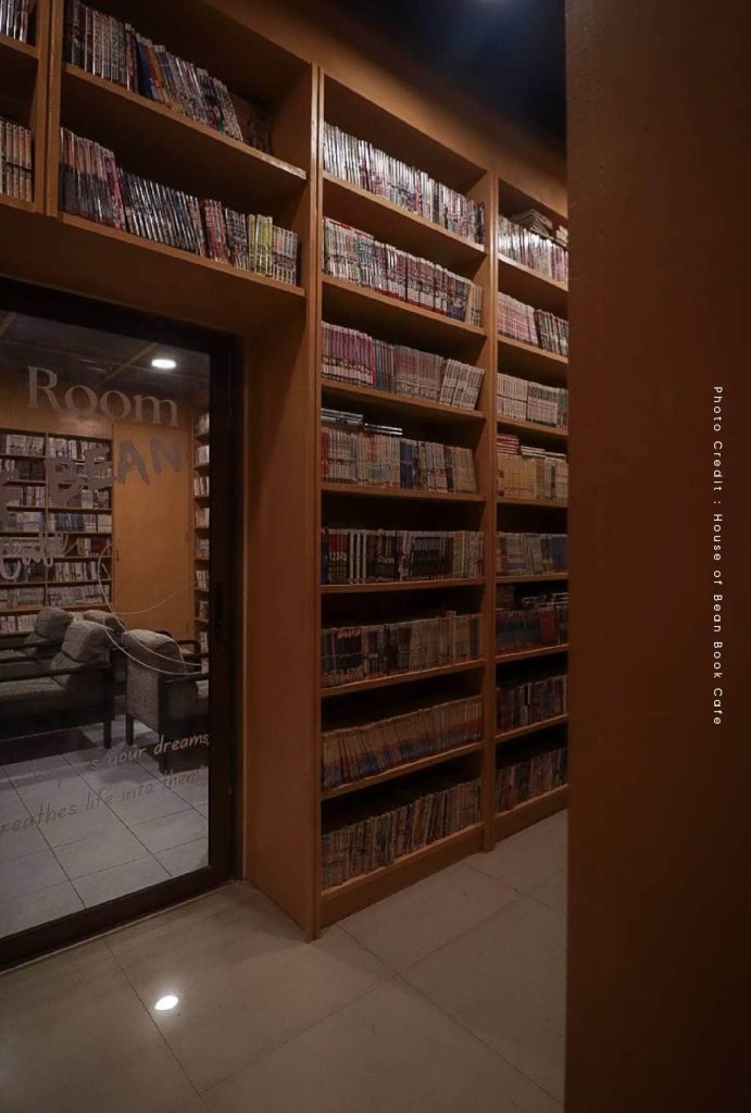 House of Bean Book Cafe ร้านเช่าการ์ตูนสู่คาเฟ่