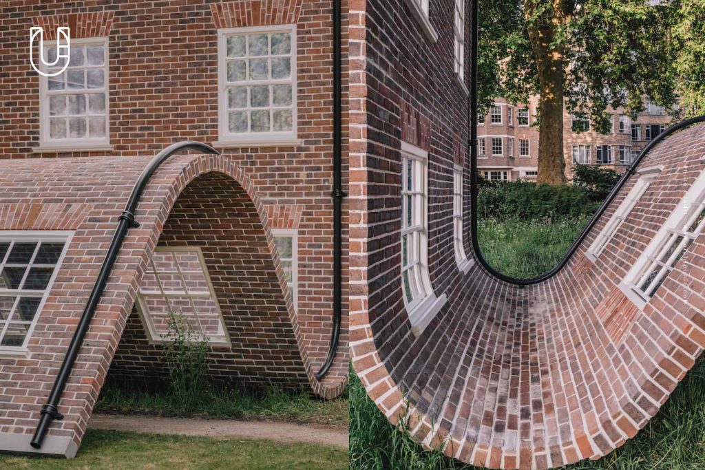 A Week at the Knees London Alex Chinneck Clerkenwell Design Week 2025 Charterhouse สวนสาธารณะ งานศิลปะ ประติมากรรม