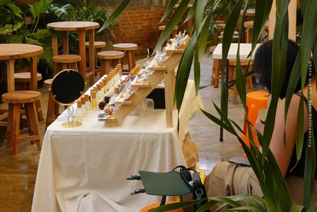 บ้านบรรทัดทอง ถนนบรรทัดทอง งานสร้างสรรค์ศิลปะ งานคราฟต์ จุฬาฯ คอมมูนิตี้