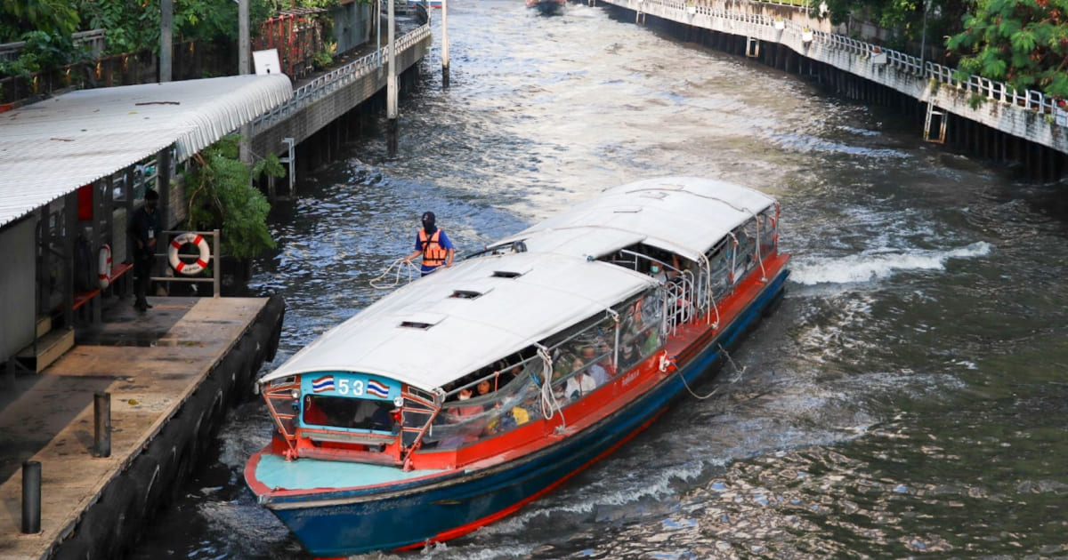 เรือคลองแสนแสบมีเสียงประกาศ