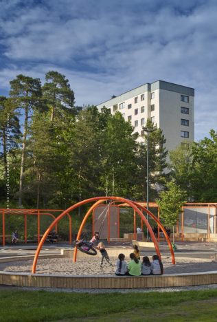 พื้นที่สาธารณะในเมืองเพื่อเด็กผู้หญิง