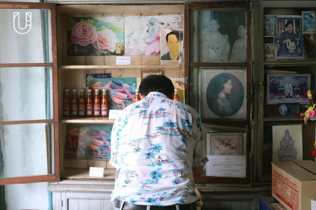 เฟื่องนคร เดินเท้าสำรวจ 5 ร้านบนหนึ่งในสามถนนแรกของไทย