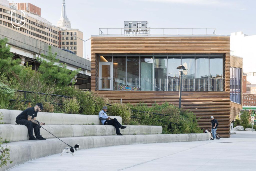 East Side River Park สวนสาธารณะแนวยาวริมแม่น้ำในนิวยอร์ก ป้องกันชายฝั่งจากน้ำท่วม