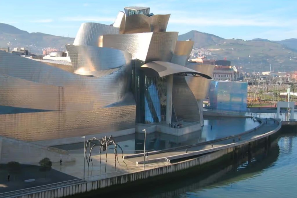 The Bilbao Effect พิพิธภัณฑ์ Frank Gehry เมืองยากจน เมืองท่องเที่ยว สเปน เมืองบิลเบา Guggenheim Museum Bilbao