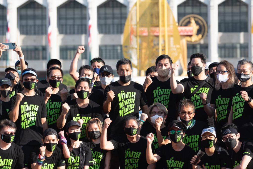 นิด้าโพล ชัชชาติ ผู้ว่า ผู้ว่ากมท ผู้ว่ากรุงเทพฯ กรุงเทพฯ กรุงเทพมหานคร ผลสำรวจ คนกรุงเทพฯ ค่อนข้างพอใจ 3 ปีครึ่ง